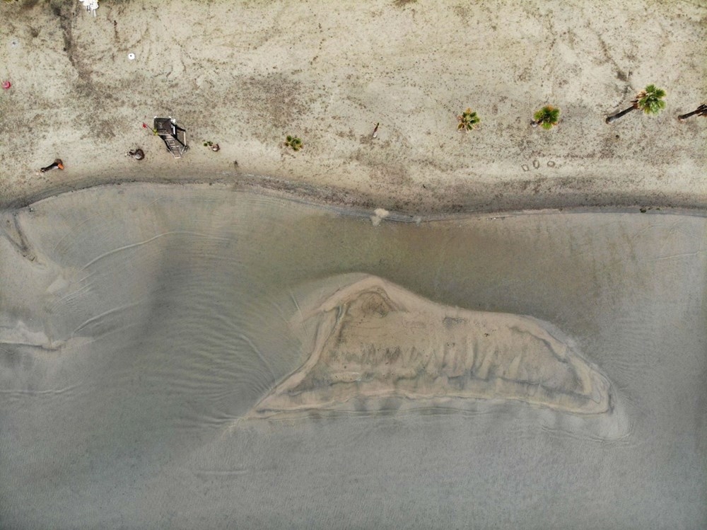 Muğla'da deniz suyu 40 metre çekildi 1