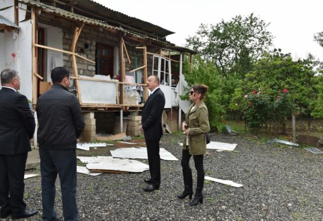 Aliyev, cephe hattında incelemelerde bulundu 8
