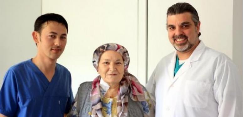 Aynı anda 4 ayrı ameliyat!