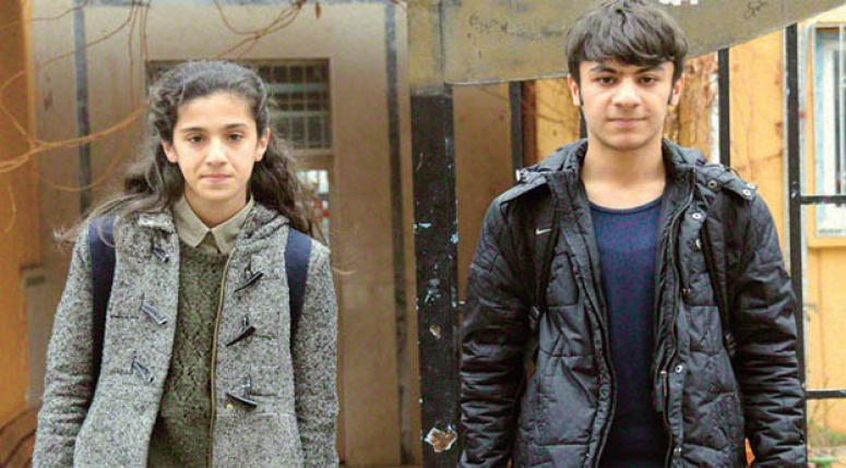 Diyarbakır Sur’da teröre inat 110 net!