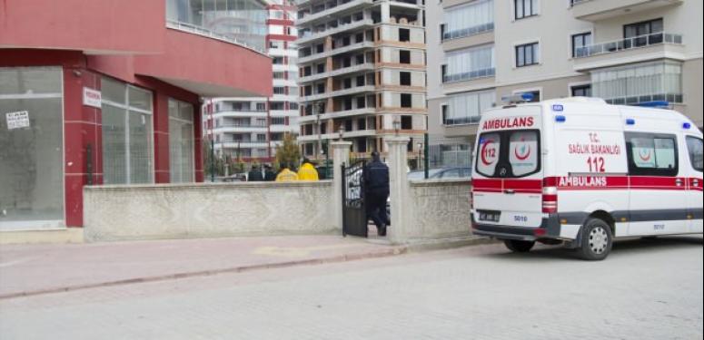 İdil'de PKK'lılar ambulansa ateş açtı