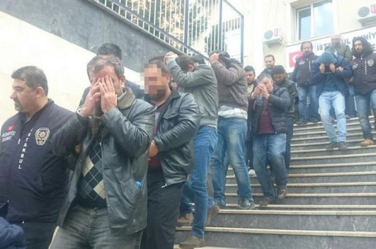 İstanbul'da çaldıkları kamyonetleri, Suriye'de sattılar
