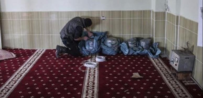 Patlayıcıları camiye sakladılar!