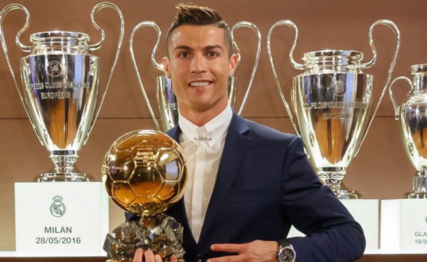 2016 Ballon d'Or Ödülünü'nün sahibi Ronaldo oldu