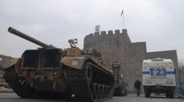 Sur'a tank takviyesi yapıldı