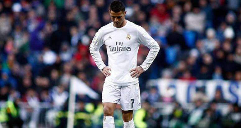 Ronaldo yenilginin faturasını takım arkadaşlarına kesti