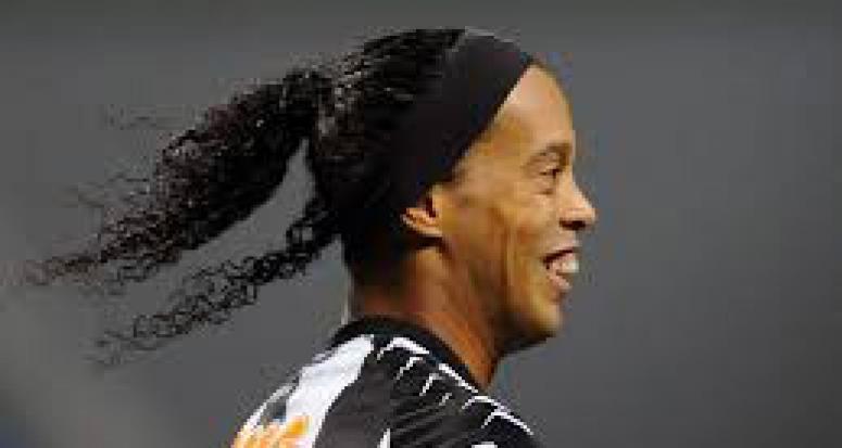 Ronaldinho ölümden döndü!