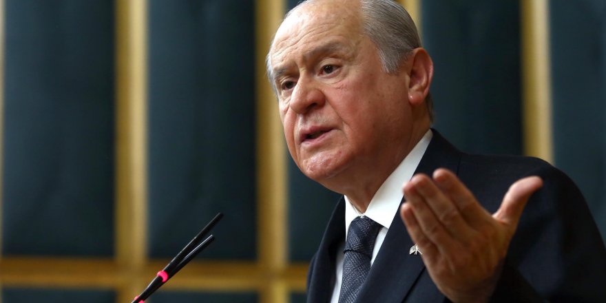 Devlet Bahçeli 1167 oyla yeniden genel başkanlığa seçildi