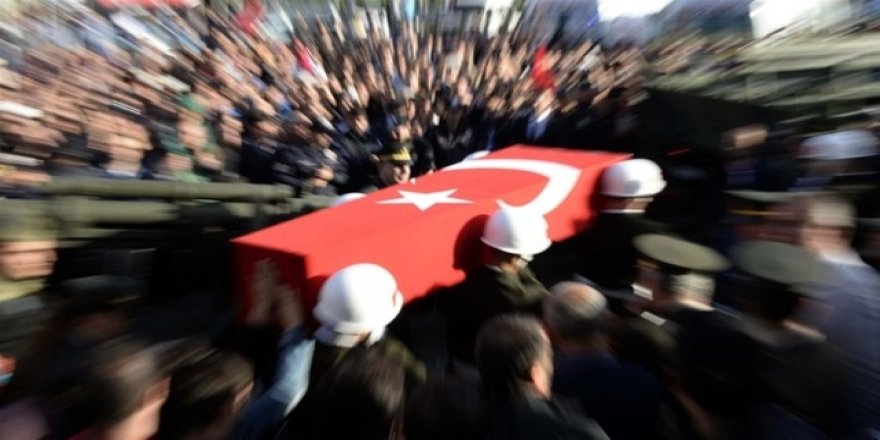 Hakkari'den kahreden haber: 2 şehit, 1 yaralı