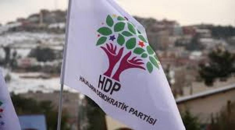 İki HDP’li Eşbaşkan Yunanistan’a firar etti