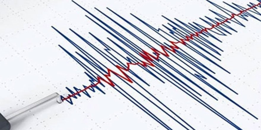 Suriye'de 5,2'lik deprem: Türkiye'den de hissedildi
