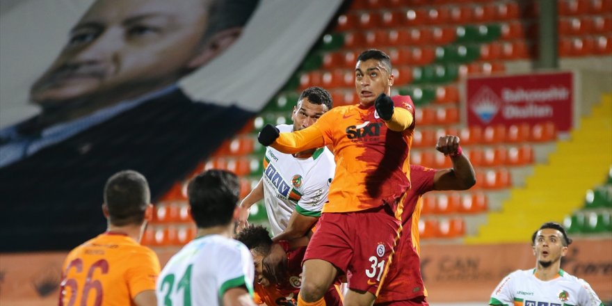 Galatasaray, Alanya'dan 3 Puanla Dönüyor