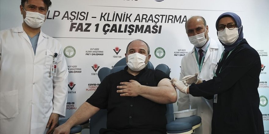Yerli Kovid-19 aşı adayının ilk insan denemelerinin gönüllüsü Bakan Varank oldu