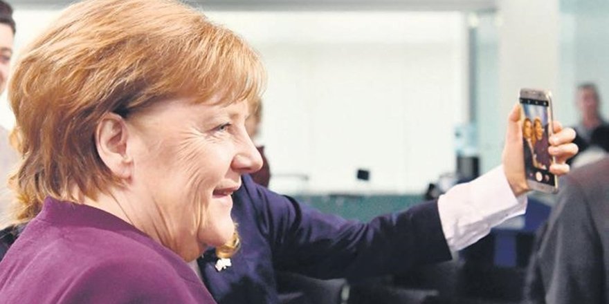 Sosyal medyadan Merkel'e hakaret eden kişiye 8 ay hapis