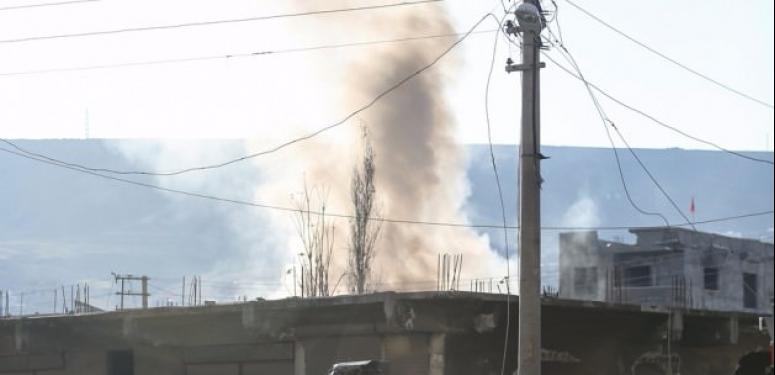 9 PKK'lı öldürüldü: teröristler binayı ateşe verip kaçtılar