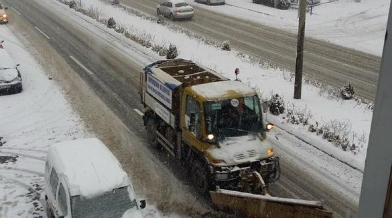 Kar Yağışı, Ankara'da Hayatı Durma Noktasına Getirdi