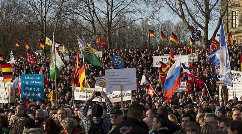 14 kentte toplandı! PEGIDA yine sokaklara indi