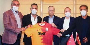 Milli yıldız Arda Turan 9 yıl sonra Galatasaray'a geri döndü!