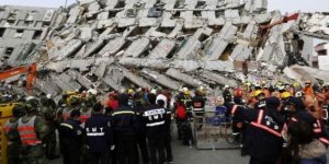 Deprem'de hayatını kaybedenlerin sayısı 14'e ulaştı