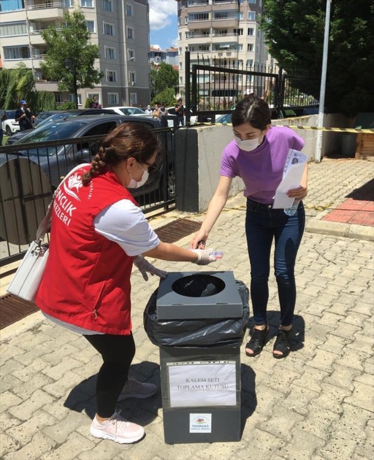 Bakan Kasapoğlu: YKS'de Dağıtılan Kalemler Gönüllü Gençler Tarafından Üretildi