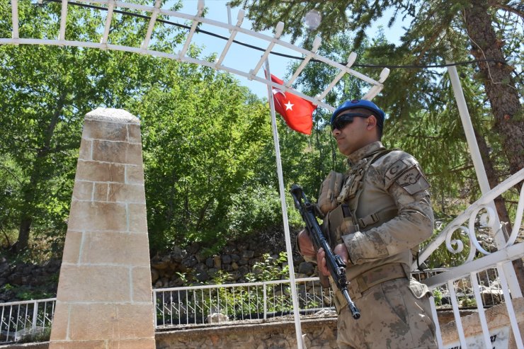 PKK'nın 27 Yıl Önce Başbağlar'da Katlettiği 33 Sivil Törenle Anıldı