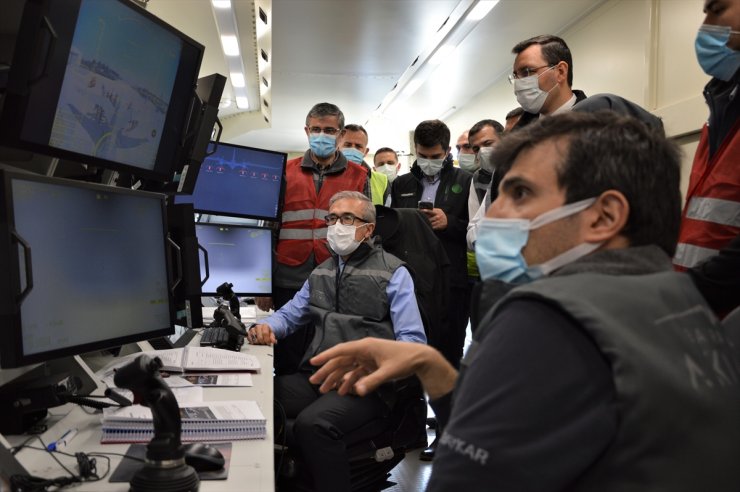 Bayraktar Akıncı TİHA, ilk atış testini başarıyla tamamladı