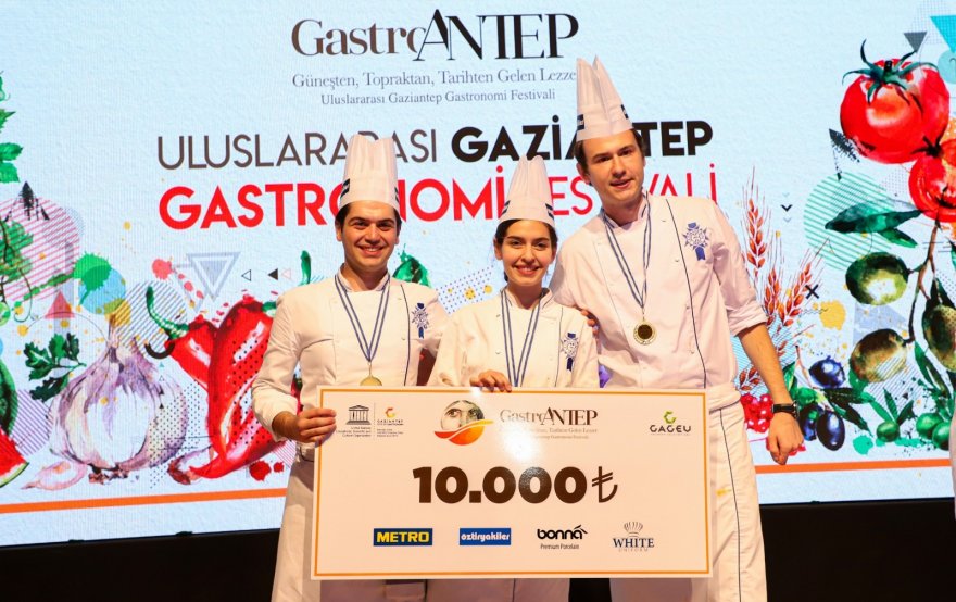 gastronomi-festivali’nin-son-gunu-renkli-gecti-(7).jpg